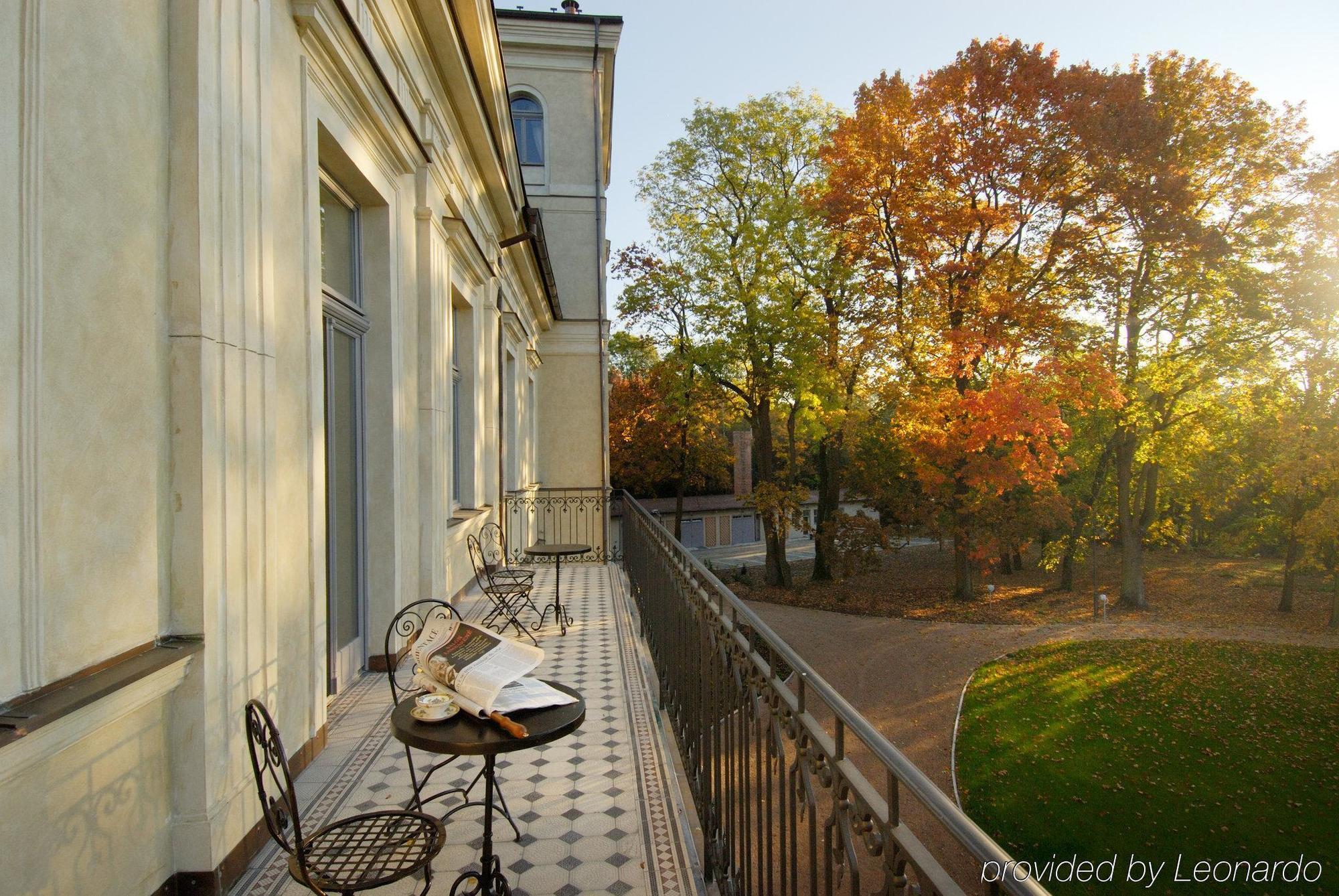 Отель Chateau Мцели Экстерьер фото