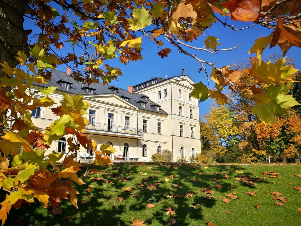 Отель Chateau Мцели Экстерьер фото